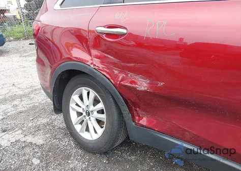 2019 Kia Sorento 2.4L Lx from USA, damaged, VIN 5XYPG4A39KG595275